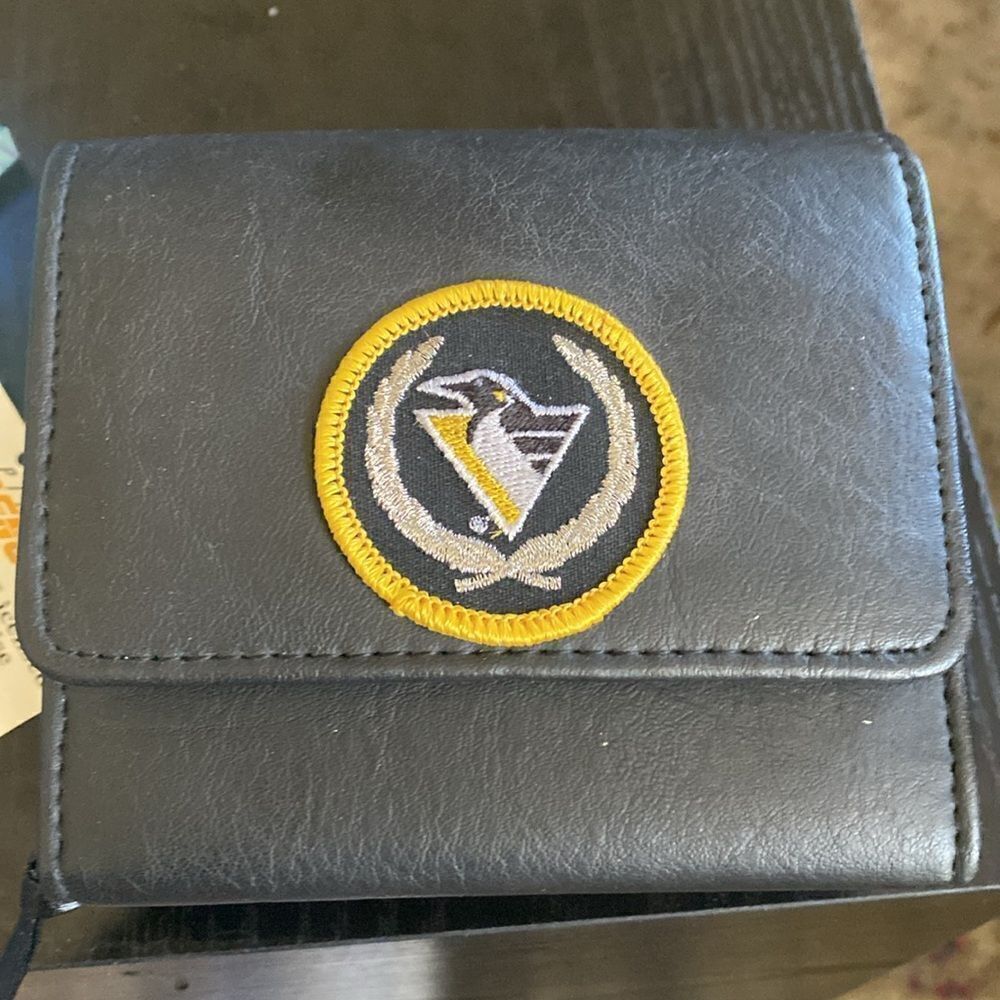 NWT Vintage Pittsburgh Penguins mini handbag